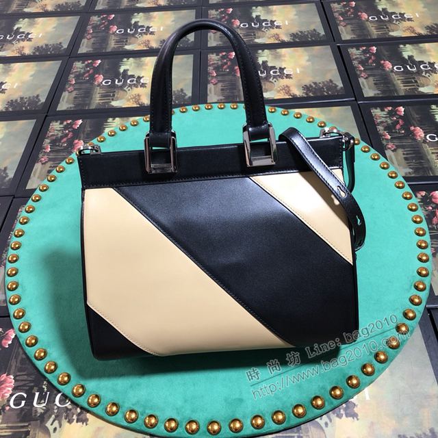Gucci包 古馳女包 569712 克杏皮 G家新款 Gucci進口牛皮手提包 Gucci手腕包  gudj1146